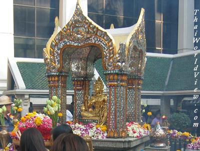 Elephants at Erawan shrine