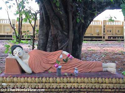 Reclining Buddha