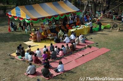 Temple Roof ceremony