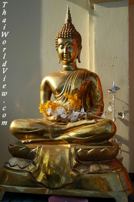 Buddha statue