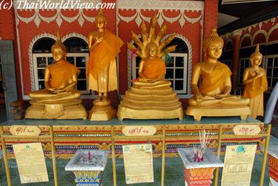 Buddha statues