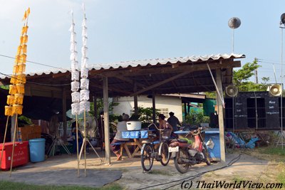 Outdoor kitchen