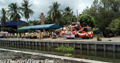 Songkran parade