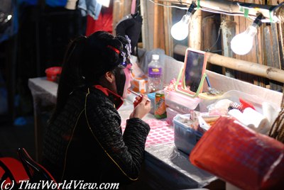 Cantonese Opera singer