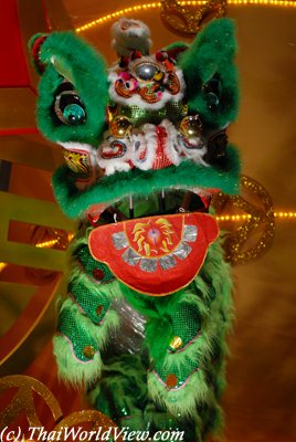 Lion dancet