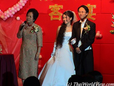 Restaurant wedding banquet