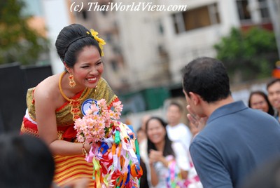 Love declaration on Loy Krathong day