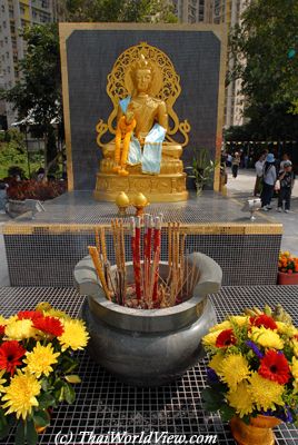 Loy Krathong festival