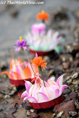 Loy Krathong festival