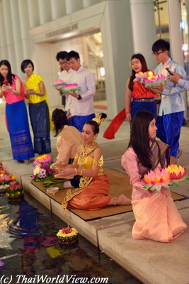 Loy Krathong festival