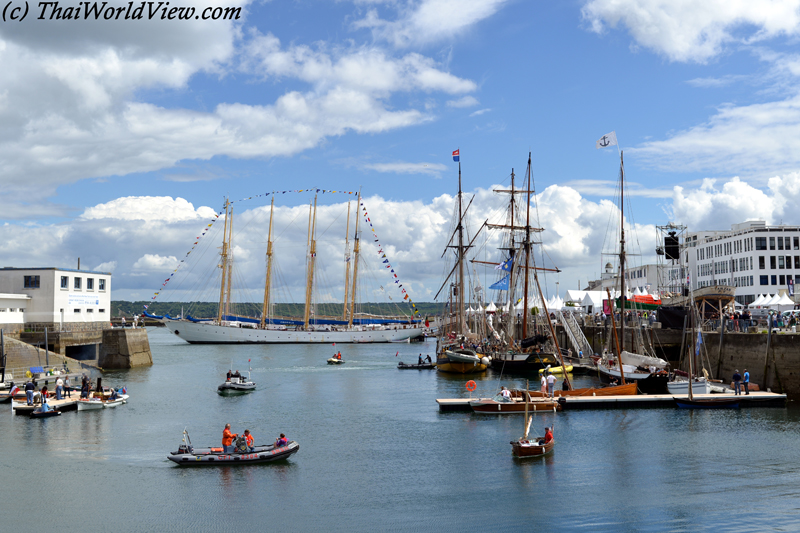 Cruisers - Brest