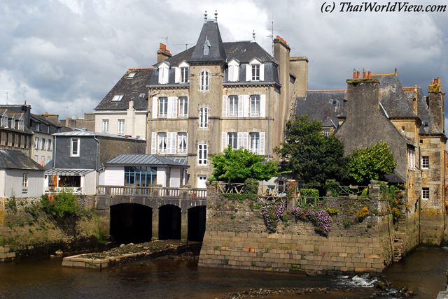 Inhabited bridge - Landerneau