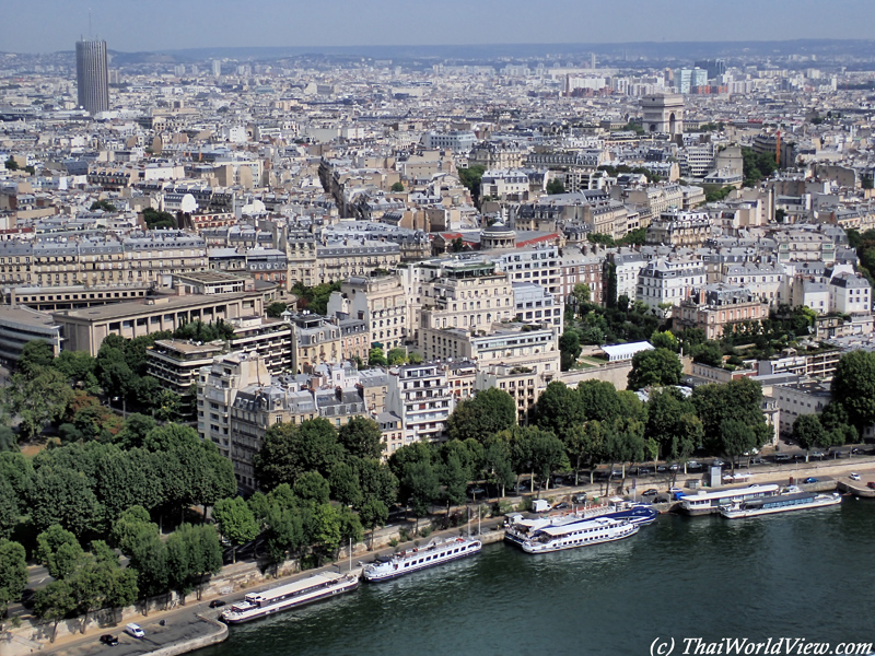 Eiffel Tower - Paris