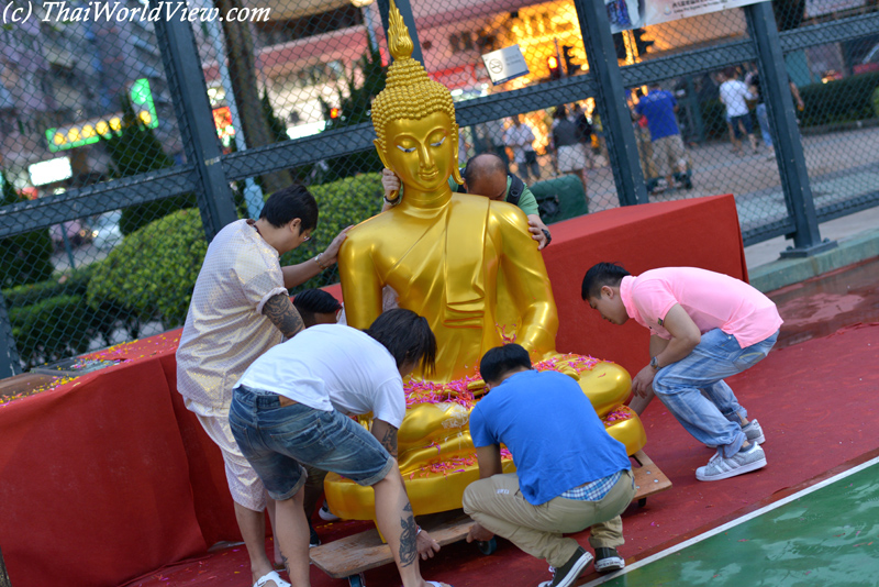Buddha statue - Kowloon City
