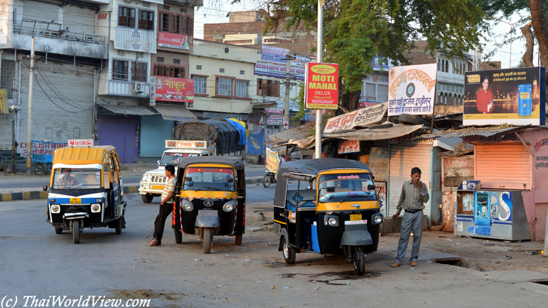 Local Tuk Tuk - Udaipur