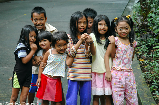 Smiling children - Country Park