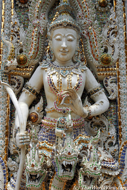 Temple detail - Nakhon Pathom