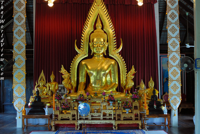 Buddha statue - Ubon Ratchathani