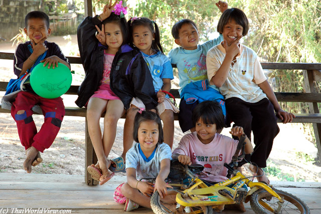 Children - Thabo area - Nongkhai province