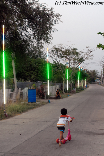 Child - Nakhon Pathom