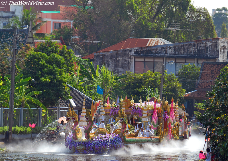 Boat Parade - Bang Phli