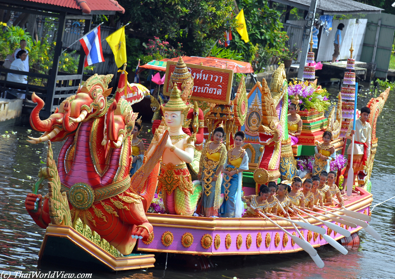 Boat Parade - Bang Phli