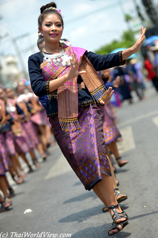 Parade - Yasothon