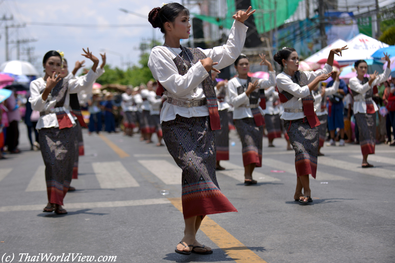 Parade - Yasothon