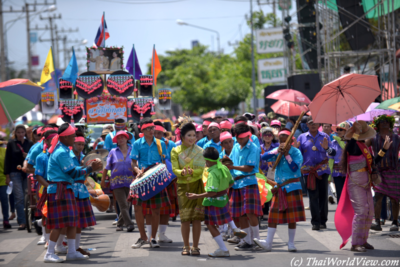 Parade - Yasothon