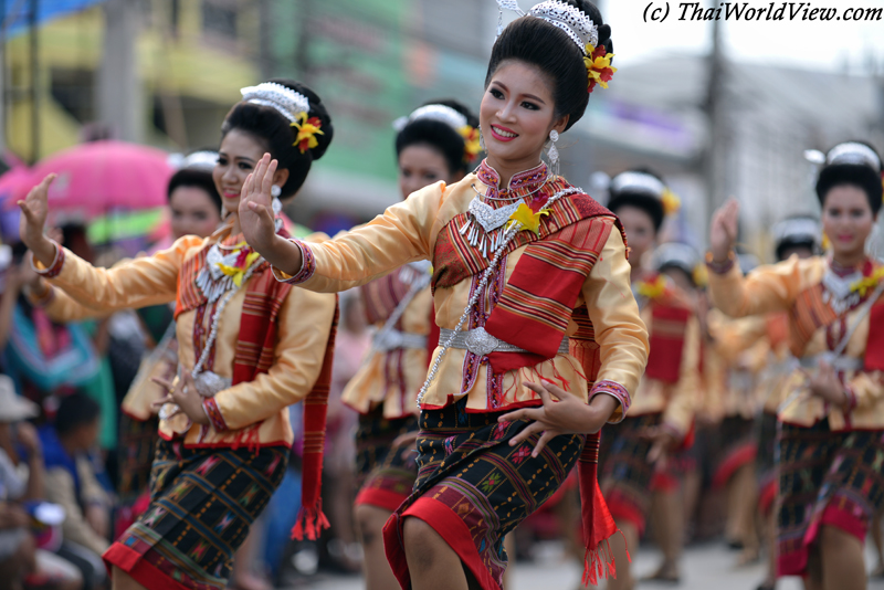 Parade - Yasothon