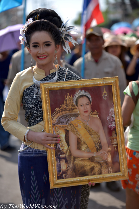 Parade - Yasothon