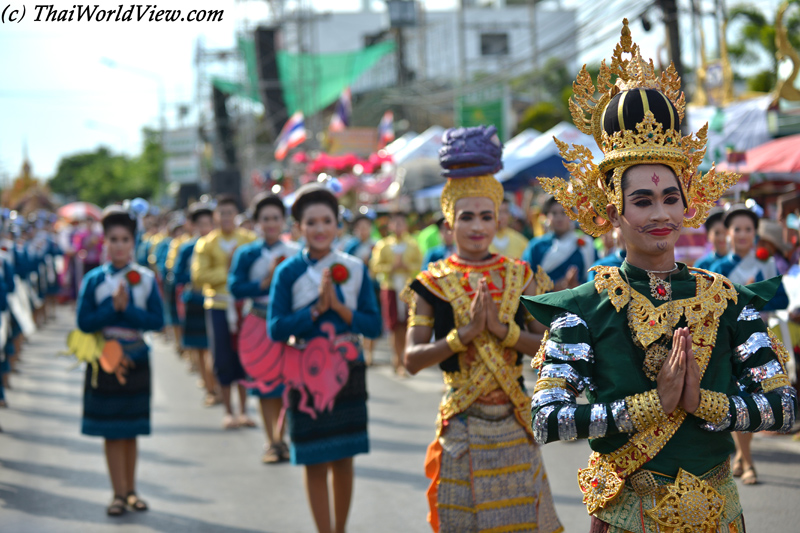 Parade - Yasothon