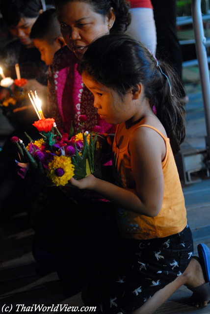 Loi Krathong - Lumpini park