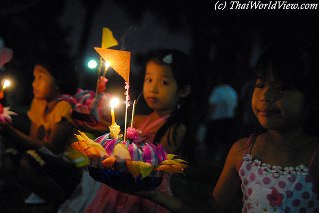 Loi Krathong - Lumpini park