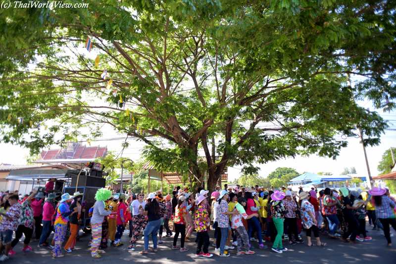 Parade - Wat Chao Nua