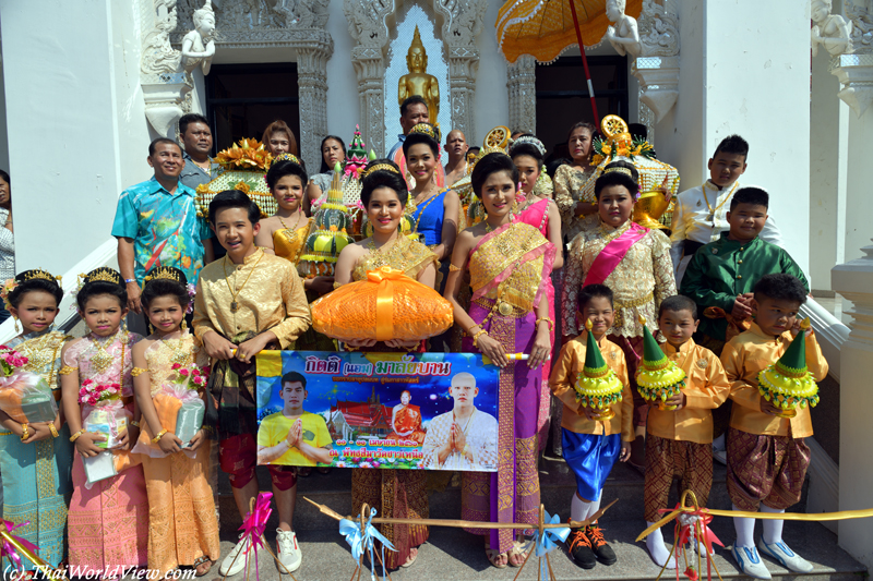 Parade - Wat Chao Nua