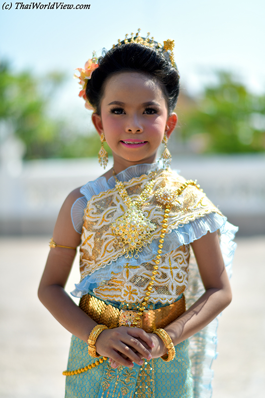 Parade - Wat Chao Nua