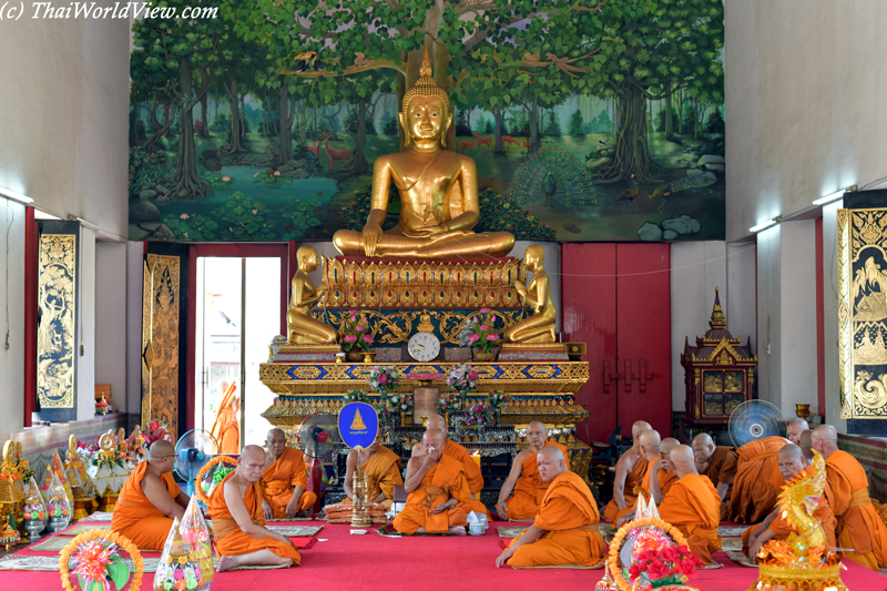 Monks - Nakhon Pathom