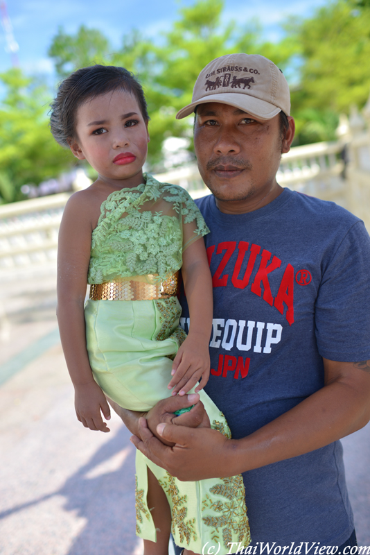 Festive parade - Nakhon Pathom