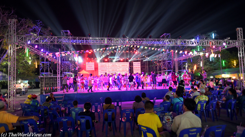 Dance stage - Wat Bang Chang Tai