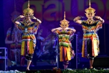 Manorah dancers