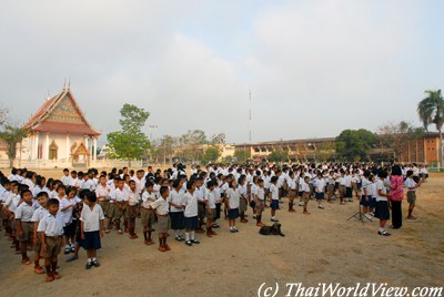 Thai temple school