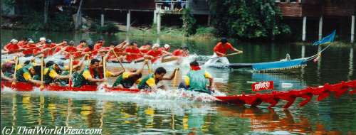 boat races at Loei