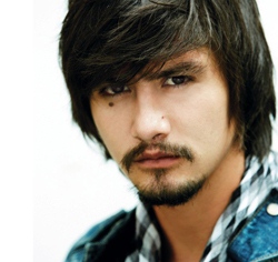 Ananda Everingham - อนันดา เอเวอริ่งแฮม