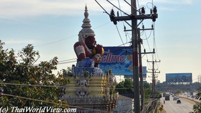 Wat Srisa Thong entrance