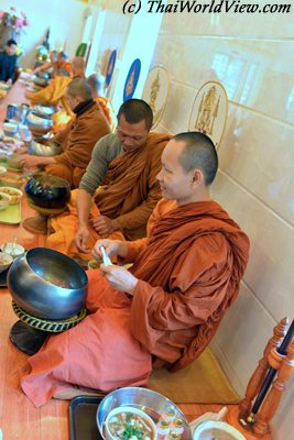 Thai monks