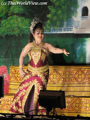 Likay performance