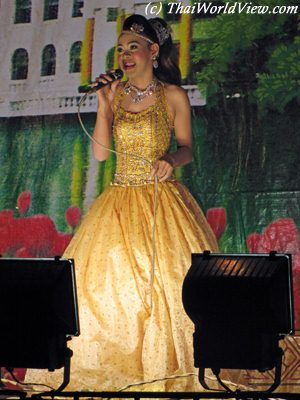 Likay performance