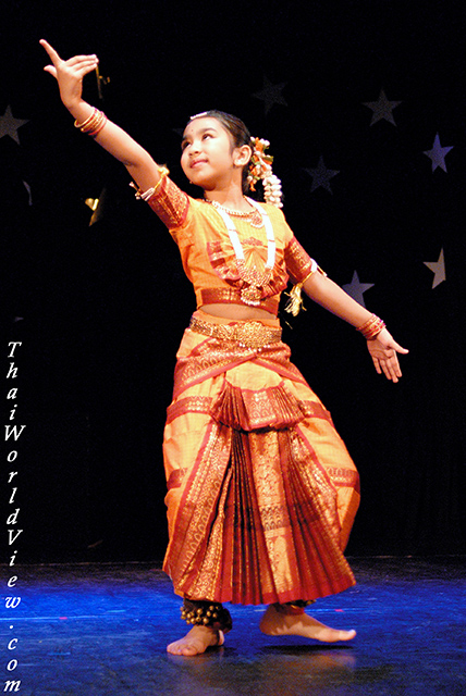 Dancing child - French International School