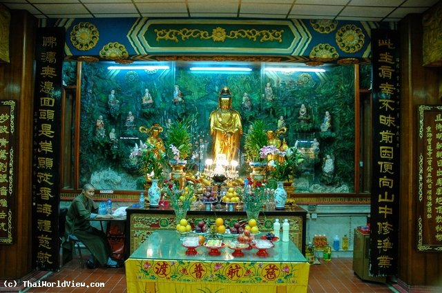 Po Lin monastery - Lantau island